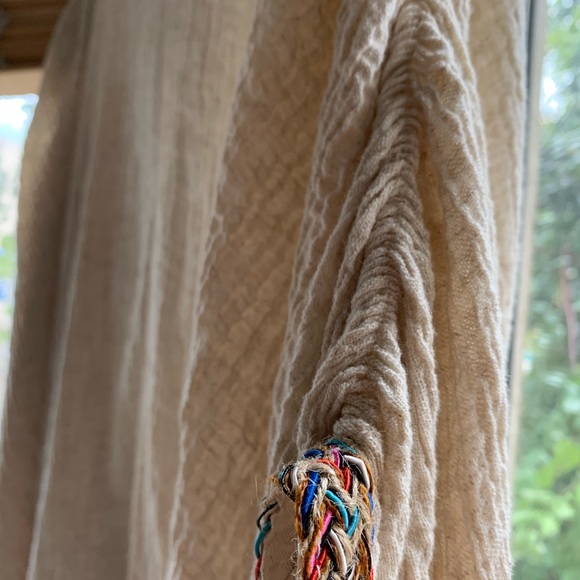 Beautiful Handmade throw~ - Picture 5 of 15